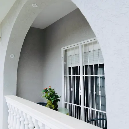 Apartamento Lalzit Hills *